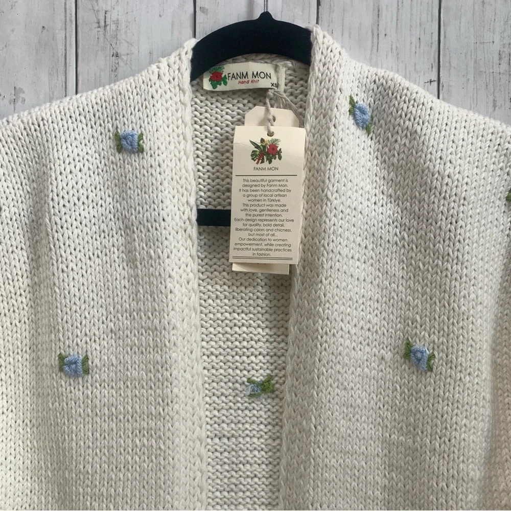 Fanm Mon Hand Knit embroidered blue rose cardigan cotton handcrafted XS/S NEW - Picture 2 of 15